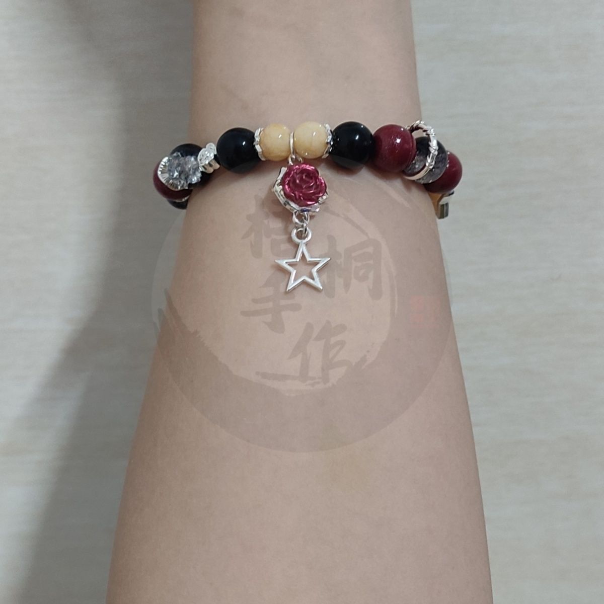 Anime The Freak Circus Bracele - огляд і ціна Cosplay Anime Female Characters
